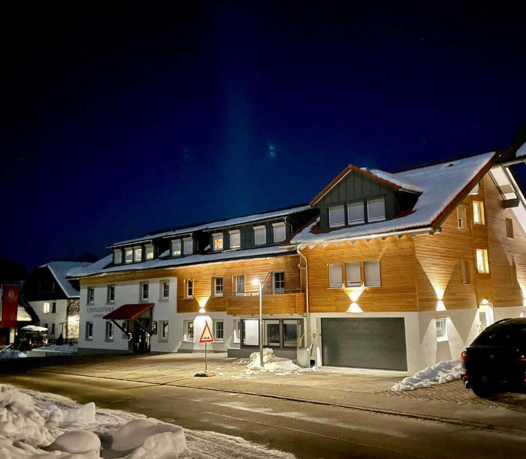 Landgasthaus Zum Kreuz Gbr Isny im Allgau Luaran gambar